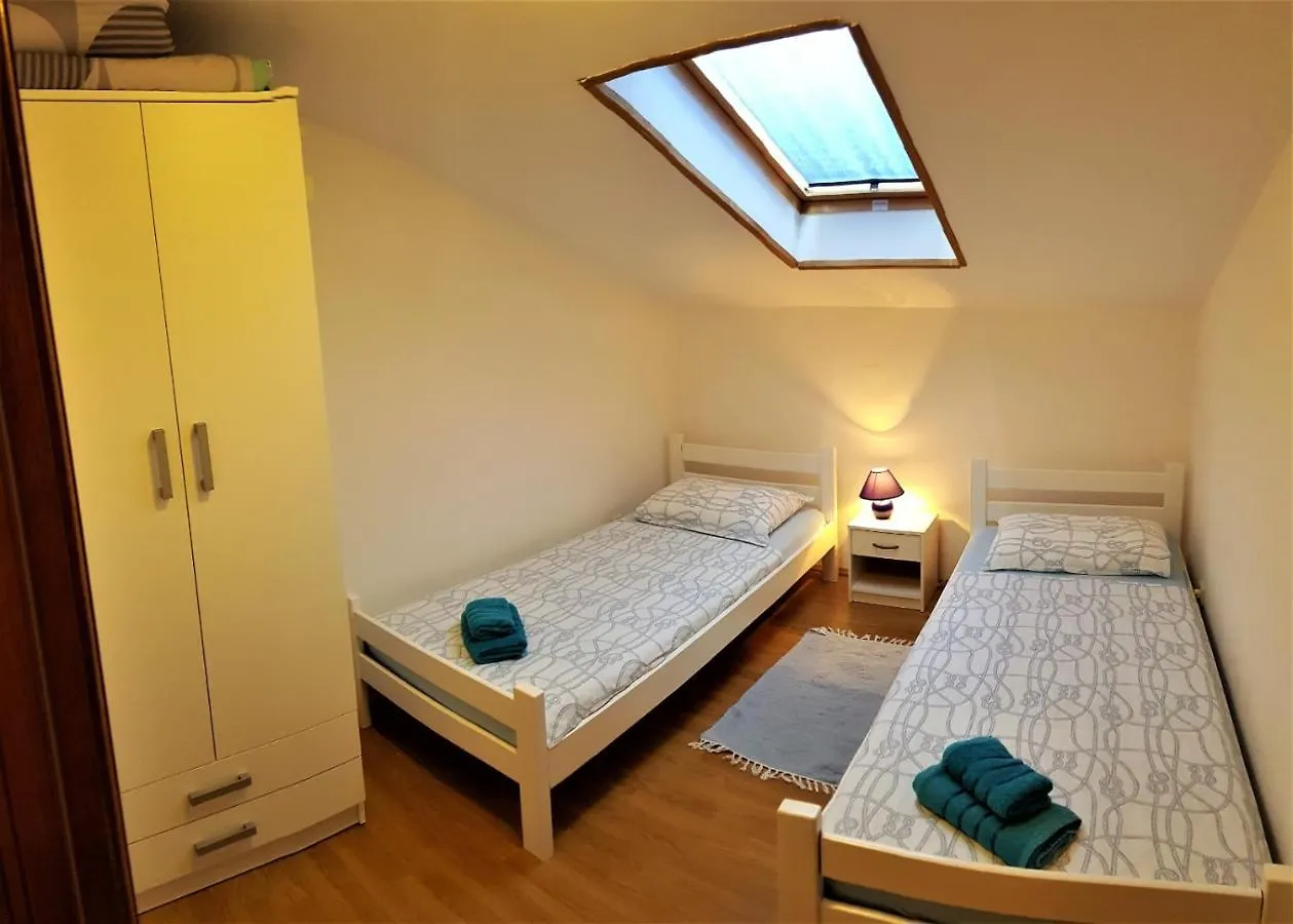 Apartman Mery Stinjan Apartman Póla